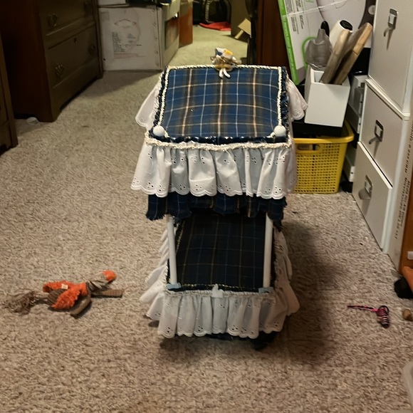 Small kitten bed. Hand made. - Picture 2 of 3